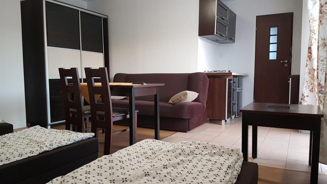 E&S_ Apartament 米利奇 外观 照片