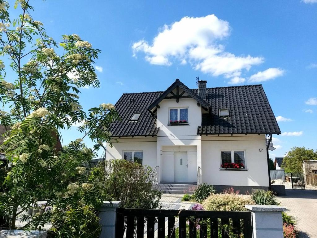 E&S_ Apartament 米利奇 外观 照片